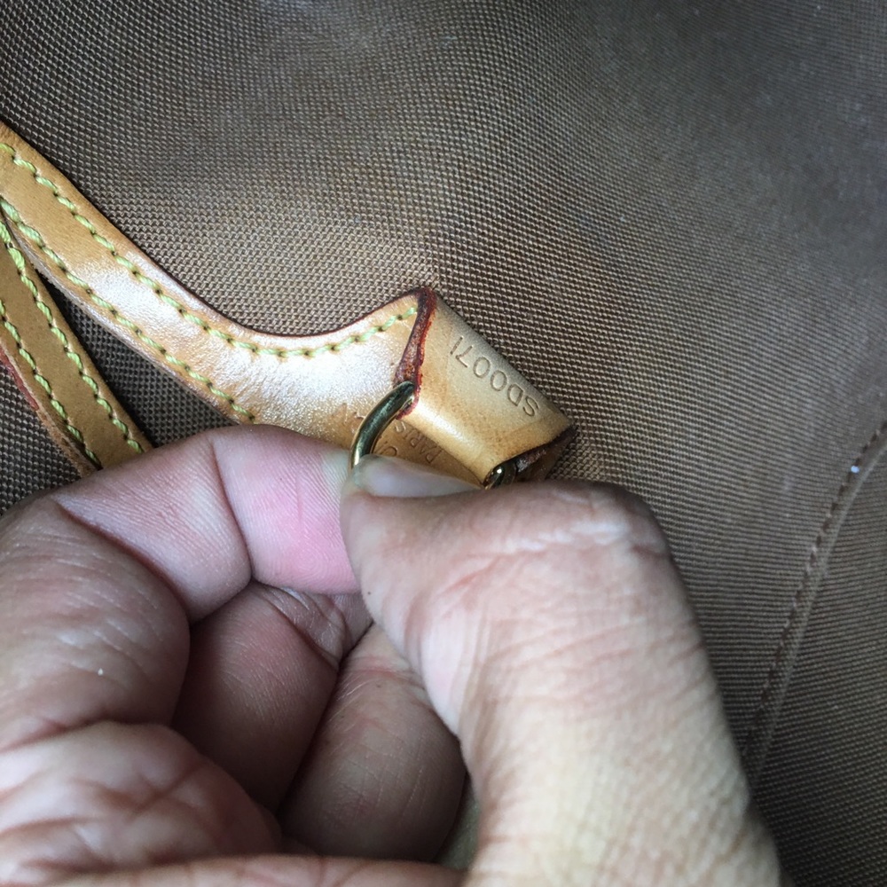Louis Vuitton Monogram Eclipse MM - Picture 8 of 8